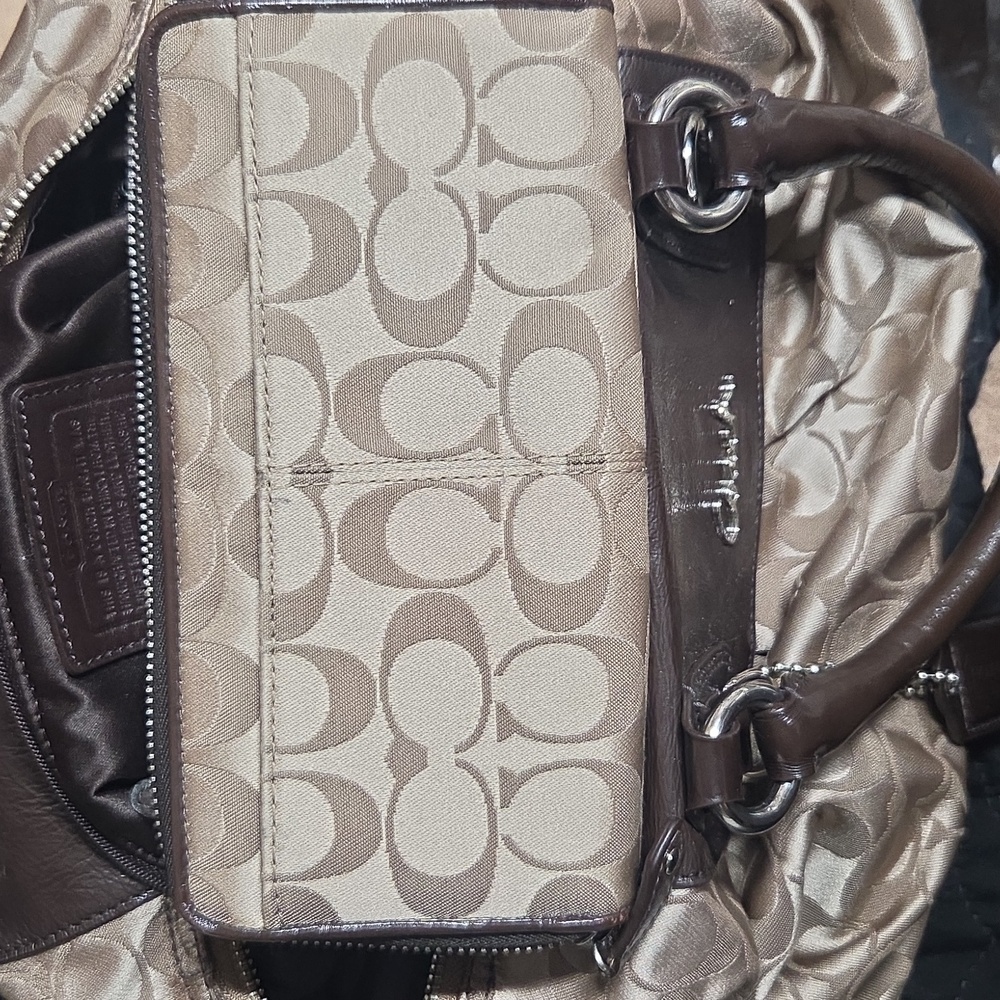 *Authentic COACH SATCHEL BAG W/Matching Wallet - Picture 12 of 16